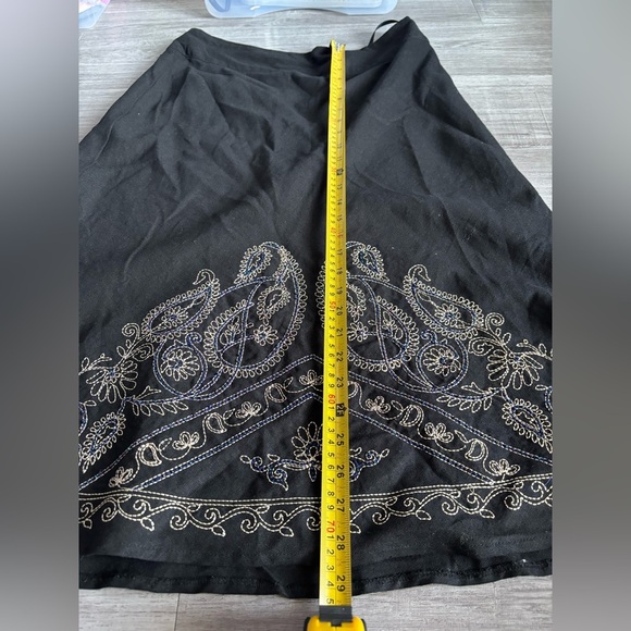 Ecologie linen/rayon Black Embroidered Skirt size 8 - Picture 5 of 5